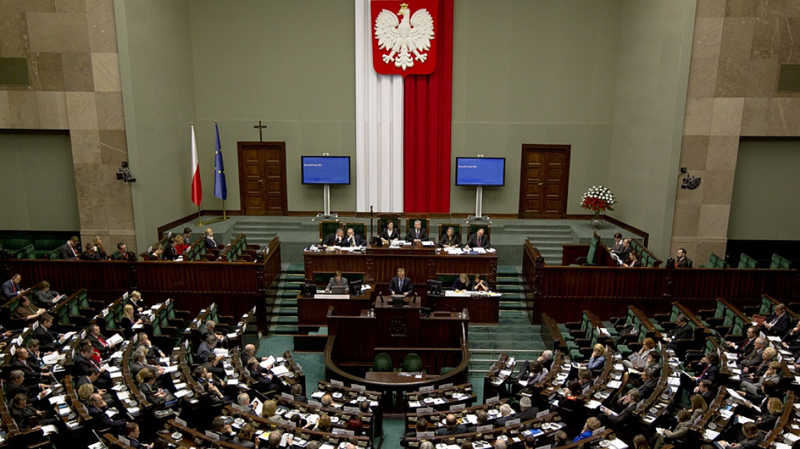 Ανεβαίνει το θερμόμετρο: Η Πολωνία ετοιμάζεται να διώξει Ρώσους διπλωμάτες